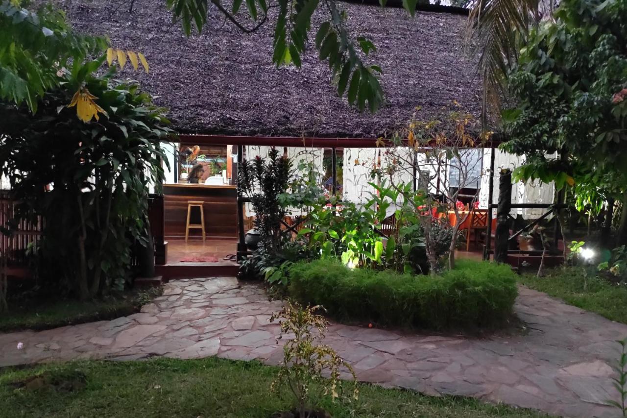 Clair De Lune Ambatoloaka  Exterior foto