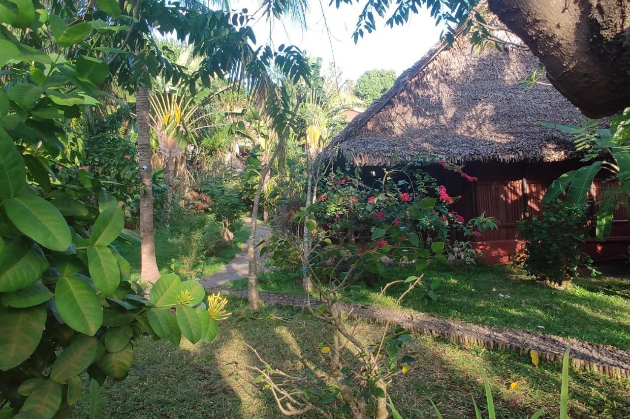 Clair De Lune Ambatoloaka  Exterior foto